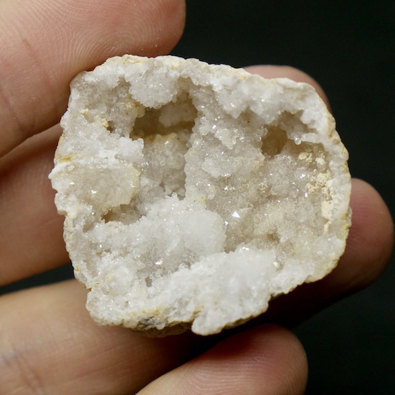 Quartz crystal mini drusy geode