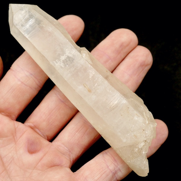 Natural Long Zambian Quartz Crystal 97g 11.5cm 2 Q26 2
