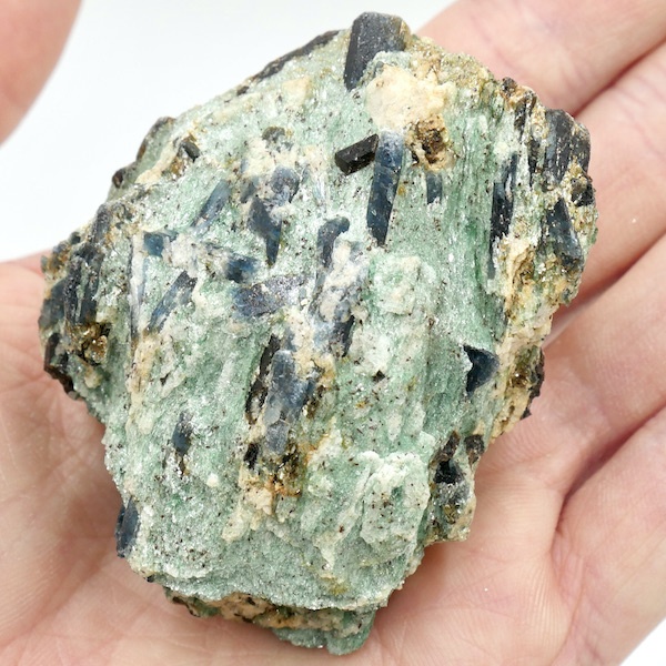 Kyanite in Fuchsite Specimen 6cm 152g 3 K05 9