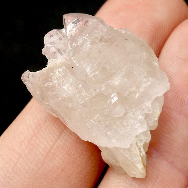 Rose Quartz Crystal Specimen 2.5cm 2 RA01 RQ1