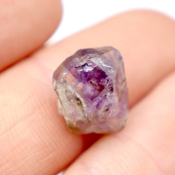 Chiredzi Amethyst crystal point 1-2cm
