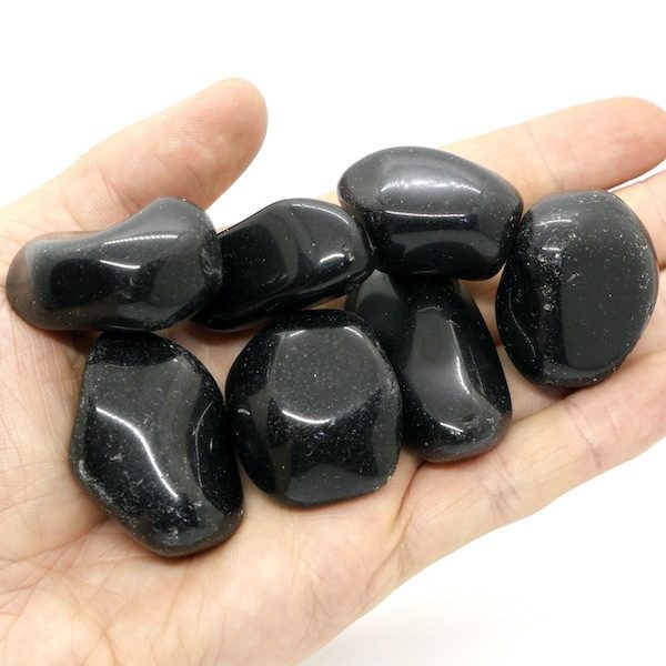 Black Obsidian Tumbled Stone L-XL 3